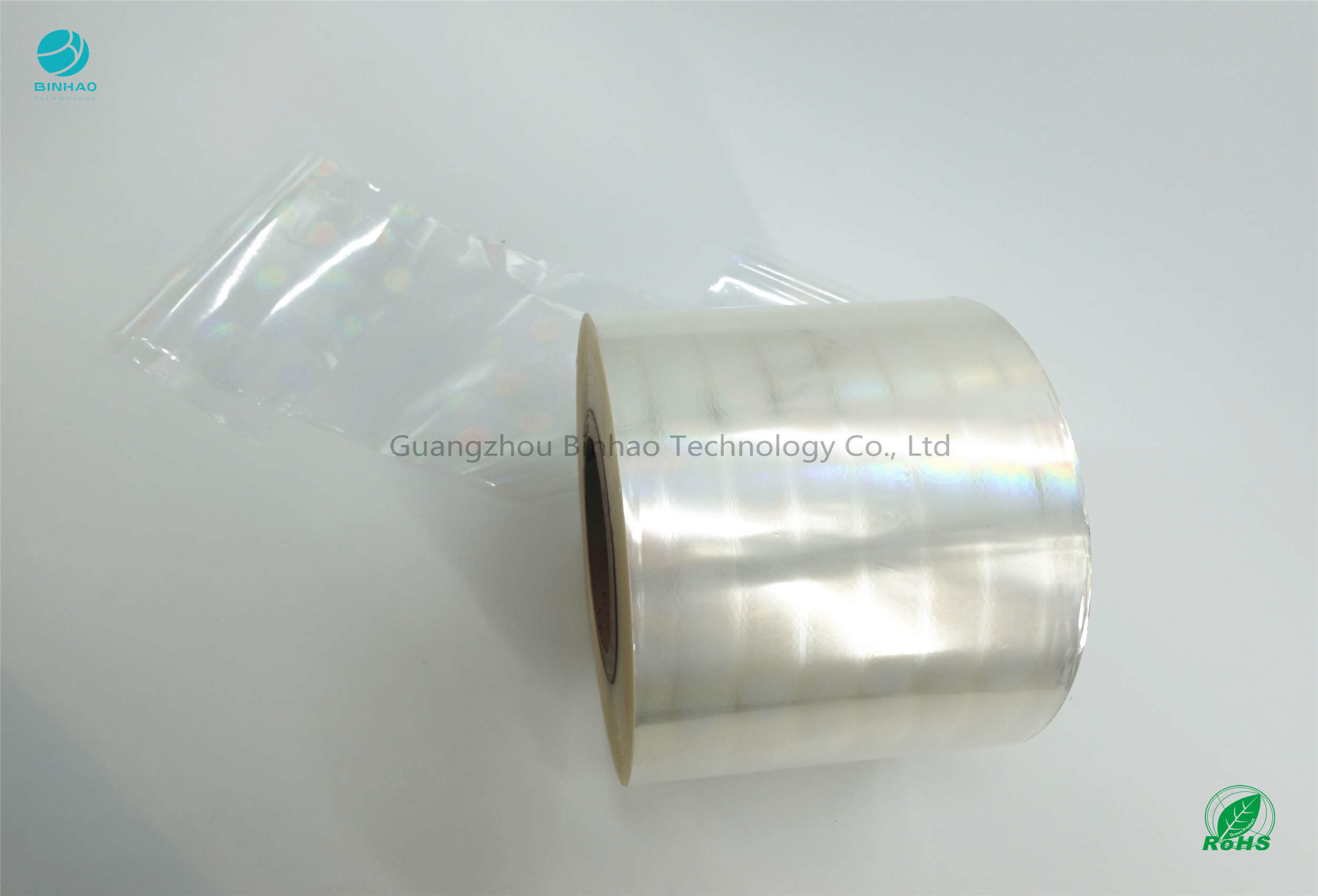 Food Grade BOPP Holographic Film Smooth Surface No Defects Clear Cigarette BOPP Film